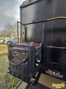 1992 P32 All-purpose Food Truck Stainless Steel Wall Covers Kansas Gas Engine for Sale
