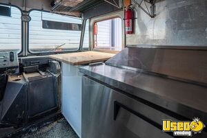 1992 P35 All-purpose Food Truck Triple Sink Oregon Diesel Engine for Sale