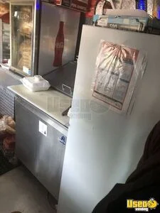 1992 Step Van Kitchen Food Truck All-purpose Food Truck Propane Tank Florida Diesel Engine for Sale