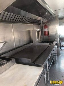 1993 Chasis Kitchen Food Truck All-purpose Food Truck Insulated Walls Colorado Diesel Engine for Sale