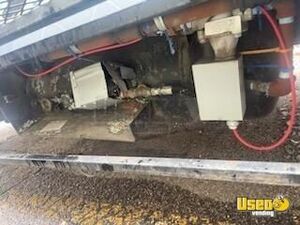 1993 Chasis Kitchen Food Truck All-purpose Food Truck Refrigerator Colorado Diesel Engine for Sale