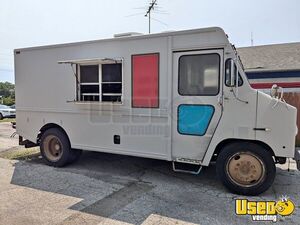 TURNKEY - International Diesel Food Truck | Mobile Kitchen Unit for Sale in Indiana!
