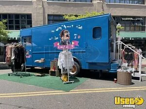 1993 Grumman Mobile Boutique Cabinets California Gas Engine for Sale