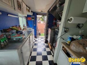 1993 M Line Step Van Kitchen Food Truck All-purpose Food Truck Propane Tank Tennessee Diesel Engine for Sale