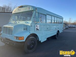 1993 Mobile Boutique Removable Trailer Hitch Ohio Diesel Engine for Sale