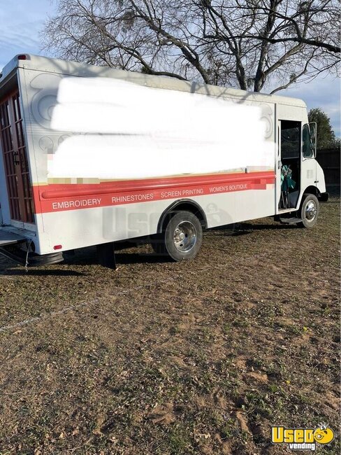 1993 Mobile Boutique Truck Texas Gas Engine for Sale