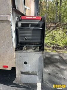 1993 P30 All-purpose Food Truck Cash Register Connecticut Gas Engine for Sale