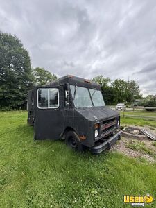 1993 P30 All-purpose Food Truck Delaware Diesel Engine for Sale
