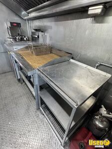 1993 P30 All-purpose Food Truck Refrigerator Delaware Diesel Engine for Sale