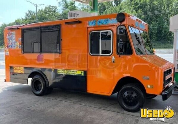 1993 P30 Ice Cream Truck Ice Cream Truck District Of Columbia Gas Engine for Sale