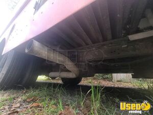 1993 P30 Step Van Kitchen Food Truck All-purpose Food Truck 37 Florida Gas Engine for Sale