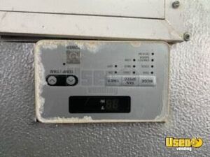 1993 P30 Step Van Kitchen Food Truck All-purpose Food Truck 39 Florida Diesel Engine for Sale