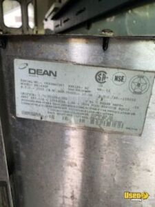 1993 P30 Step Van Kitchen Food Truck All-purpose Food Truck 41 Florida Diesel Engine for Sale