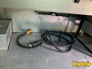1993 P30 Step Van Kitchen Food Truck All-purpose Food Truck 46 Florida Diesel Engine for Sale