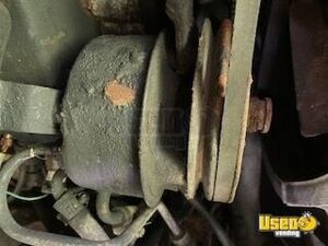 1993 P30 Step Van Kitchen Food Truck All-purpose Food Truck 48 Florida Diesel Engine for Sale