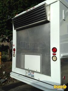 1993 P30 Step Van Kitchen Food Truck All-purpose Food Truck Concession Window Washington Gas Engine for Sale