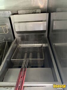 1993 P30 Step Van Kitchen Food Truck All-purpose Food Truck Exhaust Hood Florida Diesel Engine for Sale
