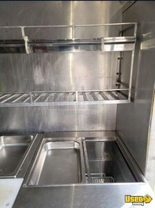 1993 P30 Step Van Kitchen Food Truck All-purpose Food Truck Exterior Lighting Florida Gas Engine for Sale