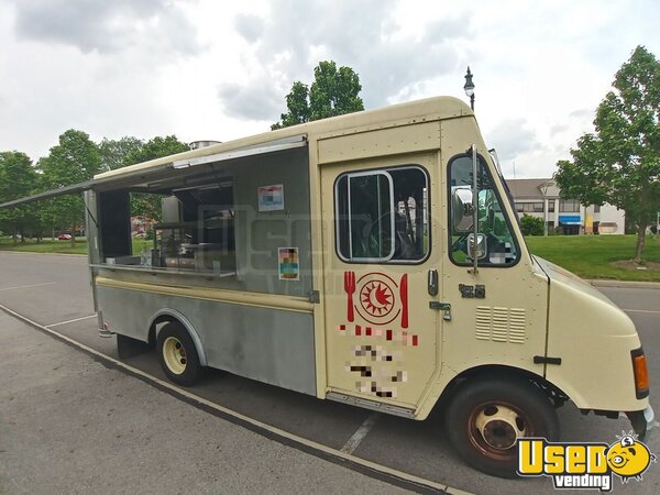 1993 P30 Step Van Kitchen Food Truck All-purpose Food Truck Ohio Gas Engine for Sale