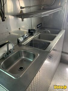 1993 P30 Step Van Kitchen Food Truck All-purpose Food Truck Plumbing Grease Trap Florida Diesel Engine for Sale