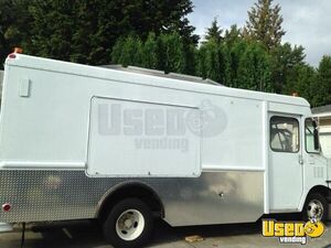 1993 P30 Step Van Kitchen Food Truck All-purpose Food Truck Washington Gas Engine for Sale