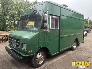 1993 P32 All-purpose Food Truck Concession Window Ohio Diesel Engine for Sale