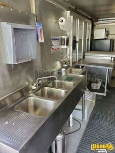 1993 Step Van Kitchen Food Truck All-purpose Food Truck Stainless Steel Wall Covers Colorado Diesel Engine for Sale