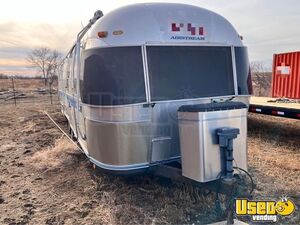 1993 Tiny Home Airstream Awning North Dakota for Sale