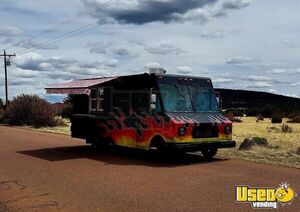 1993 Utilimaster Step Van Kitchen Food Truck All-purpose Food Truck Concession Window Arizona Diesel Engine for Sale
