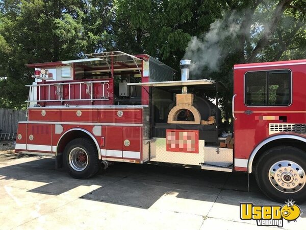 1993 Wood-fired Pizza Fire Truck Pizza Food Truck Ohio for Sale