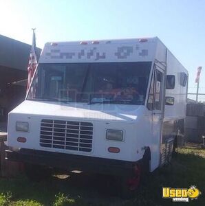 1994 85p Kitchen Food Truck All-purpose Food Truck Stainless Steel Wall Covers Pennsylvania Gas Engine for Sale