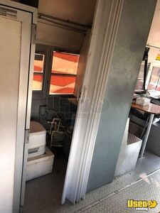 1994 Catering And Kitchen Bustaurant All-purpose Food Truck Exhaust Hood Florida Diesel Engine for Sale