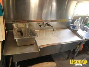 1994 Catering And Kitchen Bustaurant All-purpose Food Truck Fryer Florida Diesel Engine for Sale