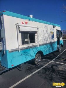 27' Turnkey Chevy P30 Food Truck  w/ 2020 18' Kitchen Buildout + Ansul System for Sale in New Mexico!
