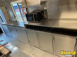 1994 E450 All-purpose Food Truck Diamond Plated Aluminum Flooring Texas Gas Engine for Sale