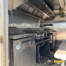 1994 Food Truck All-purpose Food Truck Diamond Plated Aluminum Flooring Hawaii Gas Engine for Sale