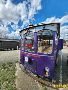 1994 Food Truck All-purpose Food Truck Refrigerator Pennsylvania Gas Engine for Sale