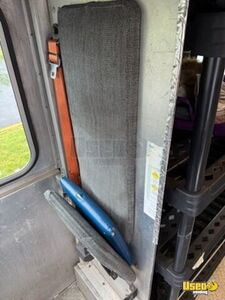 1994 P30 All-purpose Food Truck 30 Virginia Gas Engine for Sale