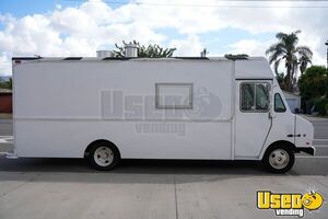 1994 P30 All-purpose Food Truck All-purpose Food Truck Concession Window California Diesel Engine for Sale