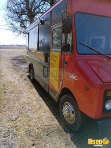 1994 P30 All-purpose Food Truck Concession Window Ohio Gas Engine for Sale