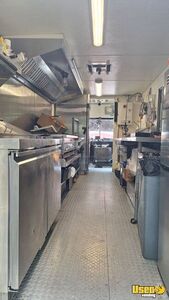 1994 P30 All-purpose Food Truck Diamond Plated Aluminum Flooring North Carolina Gas Engine for Sale