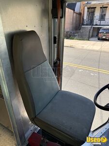 1994 P30 All-purpose Food Truck Exterior Work Lights New Jersey Gas Engine for Sale