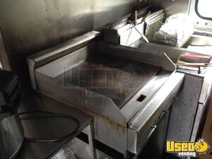 1994 P30 All-purpose Food Truck Food Warmer New York Gas Engine for Sale