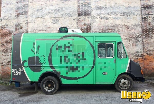 1994 P30 All-purpose Food Truck New York Gas Engine for Sale