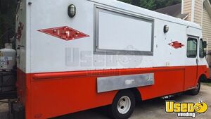 1994 P30 All-purpose Food Truck North Carolina Gas Engine for Sale