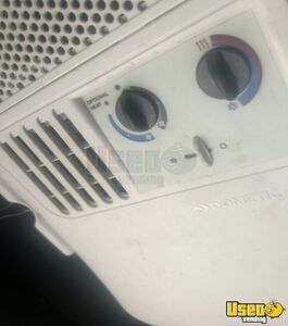 1994 P30 All-purpose Food Truck Reach-in Upright Cooler Georgia Gas Engine for Sale