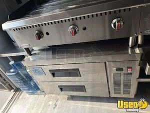 1994 P30 All-purpose Food Truck Refrigerator Georgia Diesel Engine for Sale
