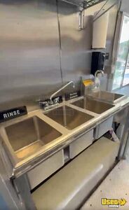 1994 P30 All-purpose Food Truck Slide-top Cooler New Jersey Gas Engine for Sale