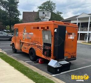 1994 P30 All-purpose Food Truck Stainless Steel Wall Covers Maryland Gas Engine for Sale