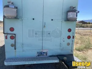 1994 P30 All-purpose Food Truck Stainless Steel Wall Covers Nevada Diesel Engine for Sale